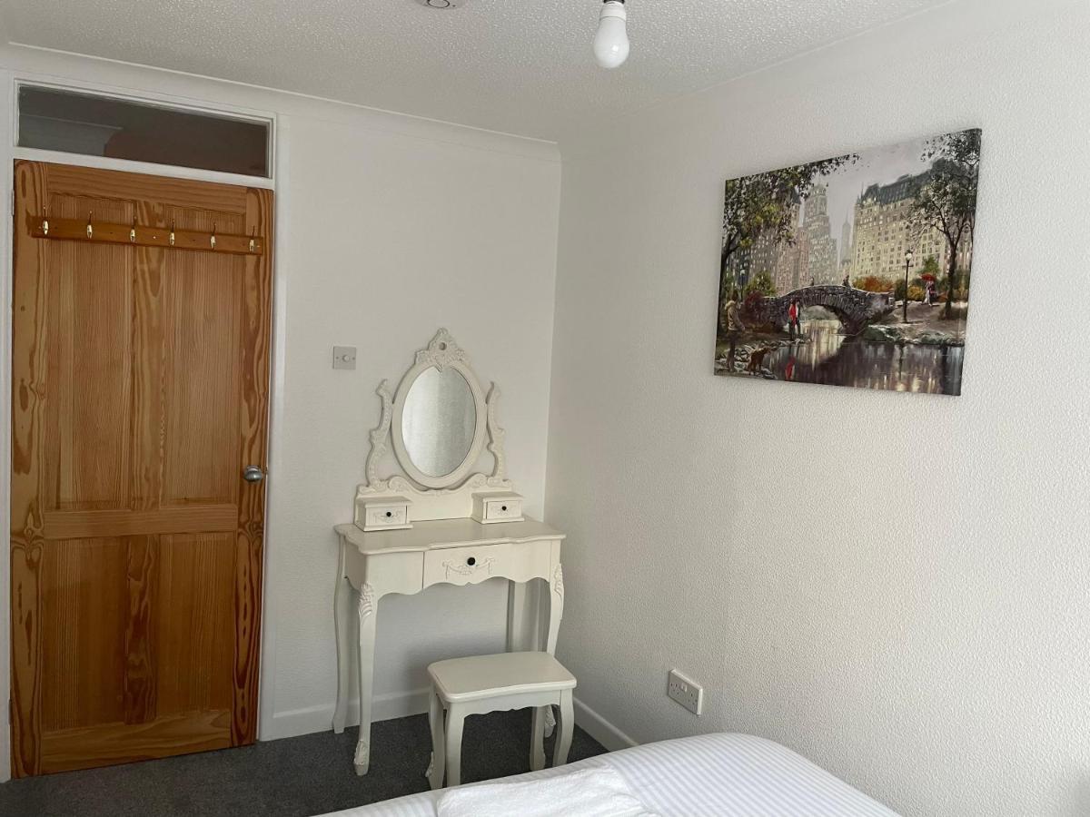 Tivoli Bungalow Уестън сюпър Меър Екстериор снимка