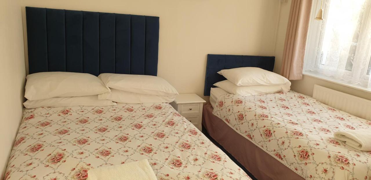 Tivoli Bungalow Уестън сюпър Меър Екстериор снимка